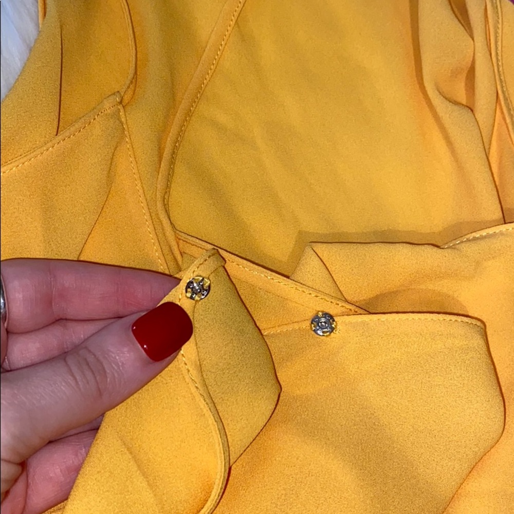 Nordstrom LUSH NWOT bright yellow boho casual tank top blouse size small - Picture 11 of 11